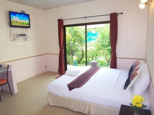 Phuket Airport Overnight Hotel Nai Yang Beach Extérieur photo